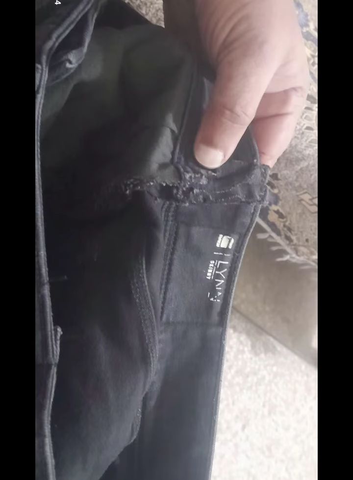 Report attachment 4 for They take your money and send wrong/cheap items